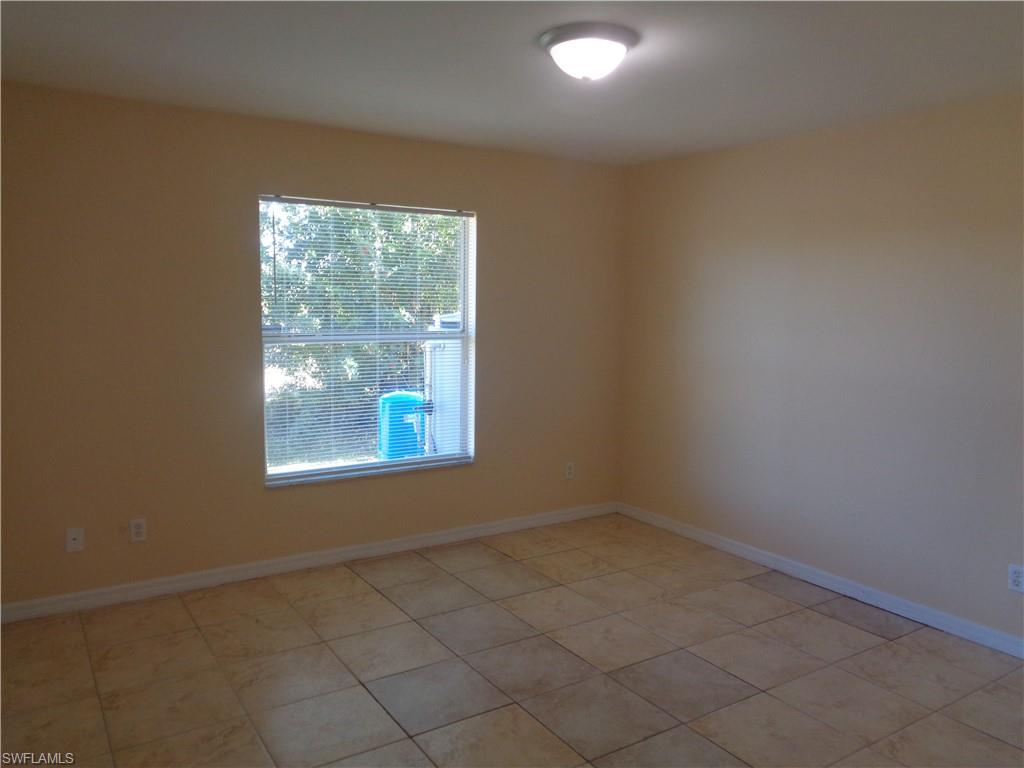 461/463 Loretta Ave S Property Photo 40