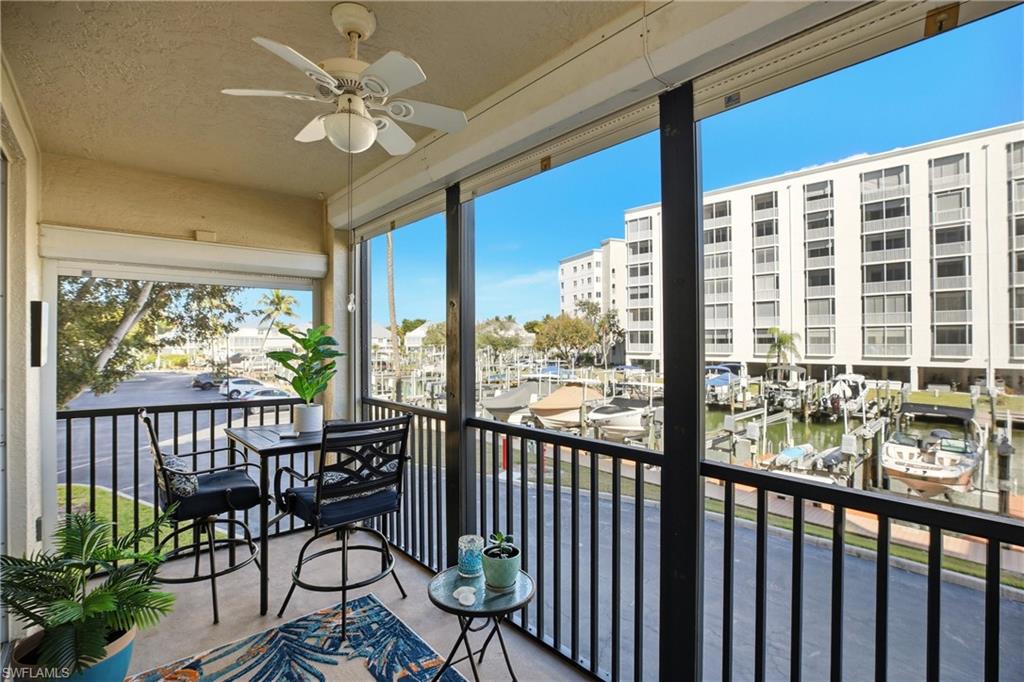 4421 Bay Beach Ln 611 Property Photo 1