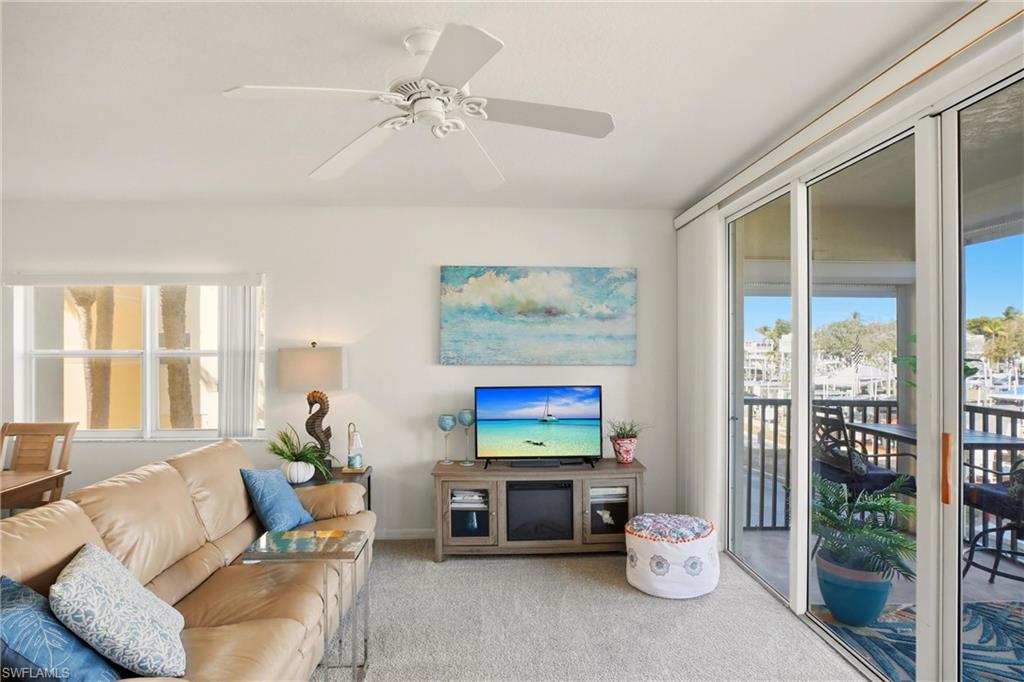 4421 Bay Beach Ln 611 Property Photo 5