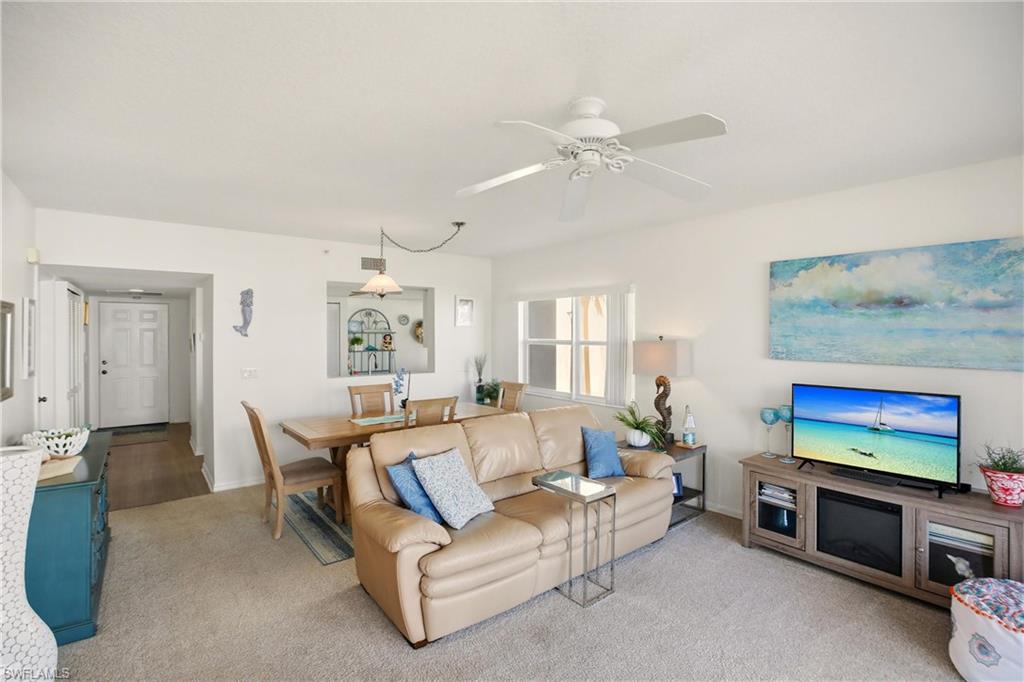 4421 Bay Beach Ln 611 Property Photo 6