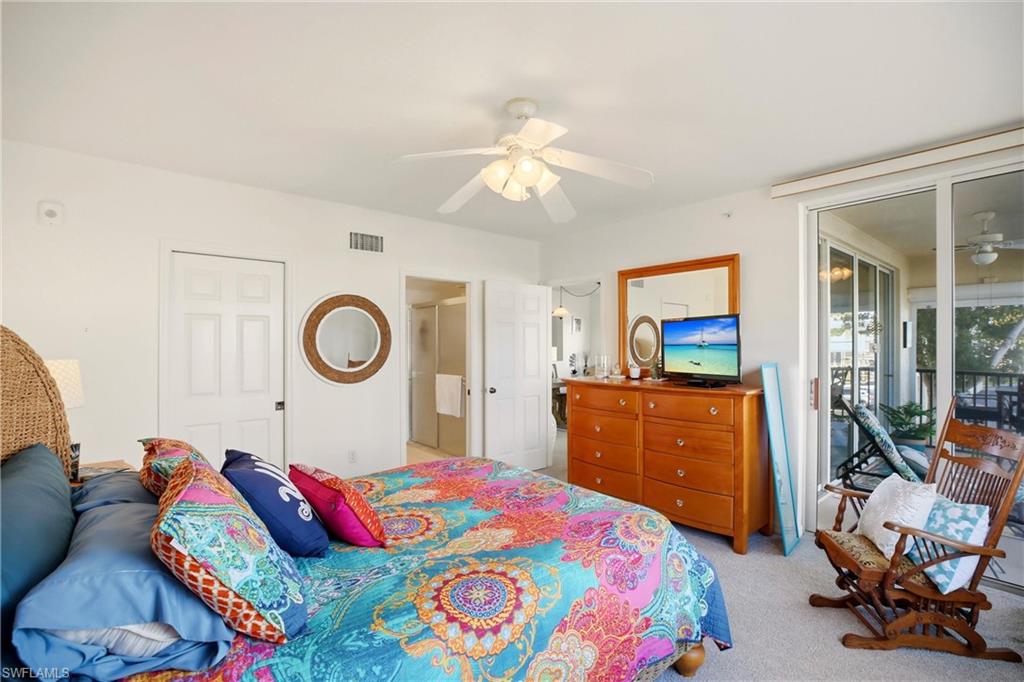 4421 Bay Beach Ln 611 Property Photo 17