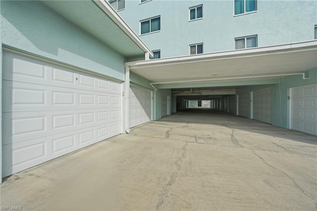 345 Mango St 604 Property Photo 32