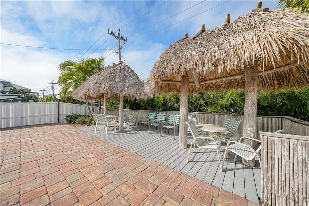 345 Mango St 604 Property Photo 36