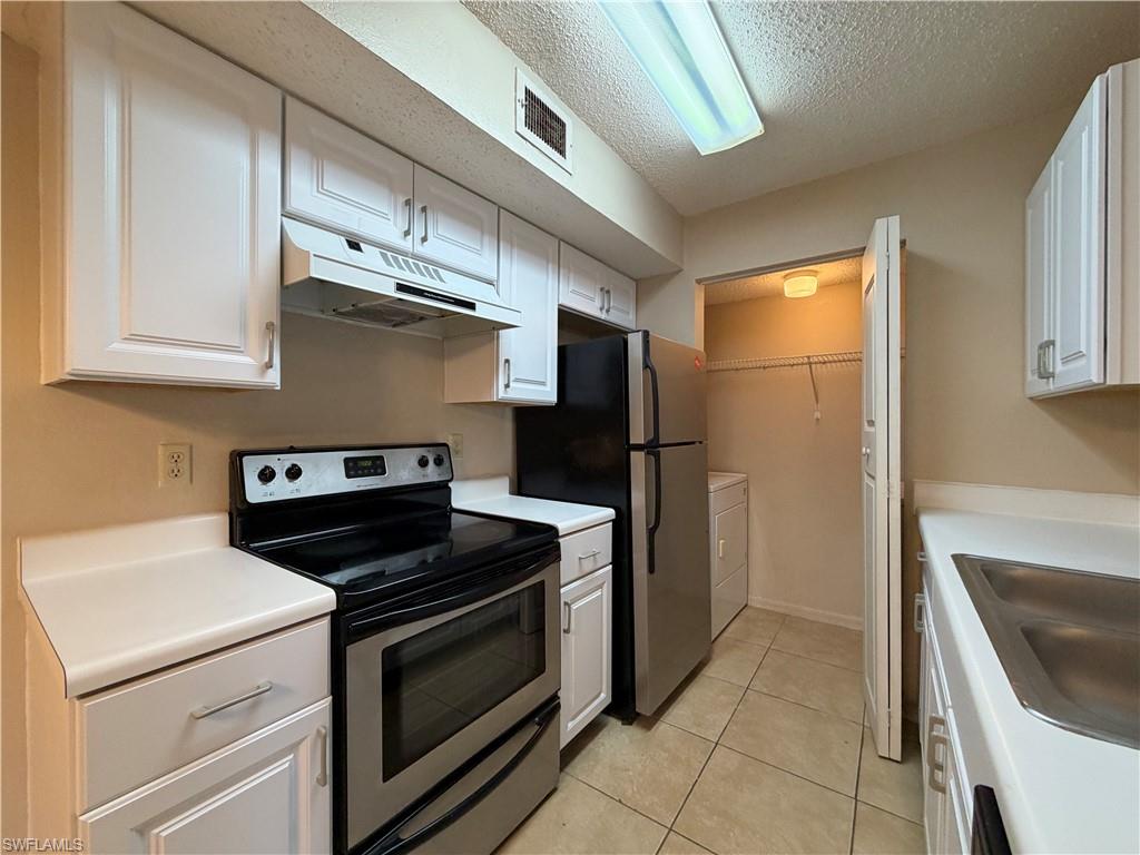 12561 Equestrian Cir 804 Property Photo 5