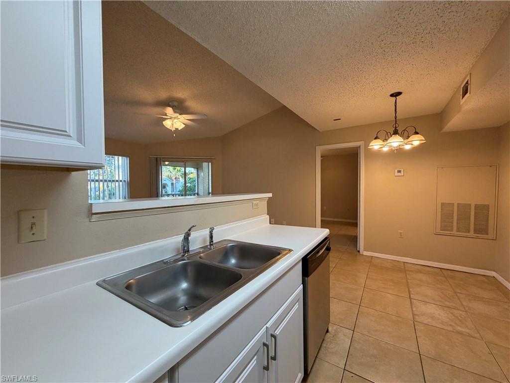 12561 Equestrian Cir 804 Property Photo 6