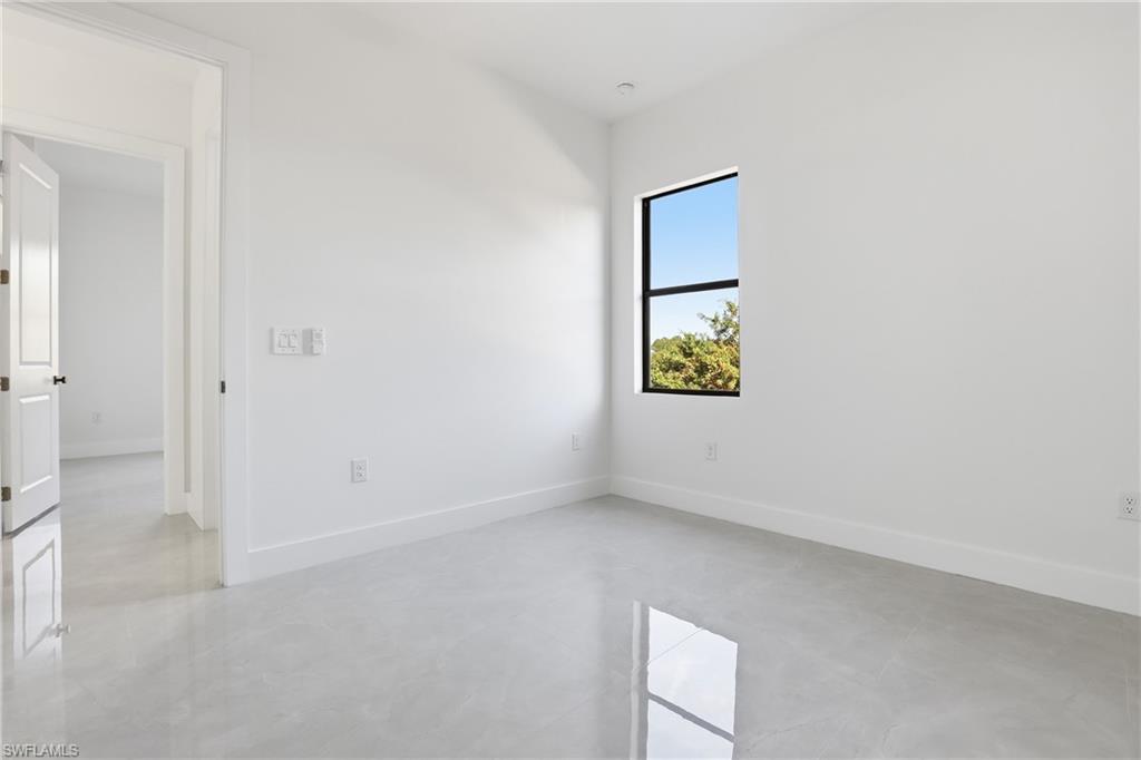 3204 Sunshine Blvd S Property Photo 38