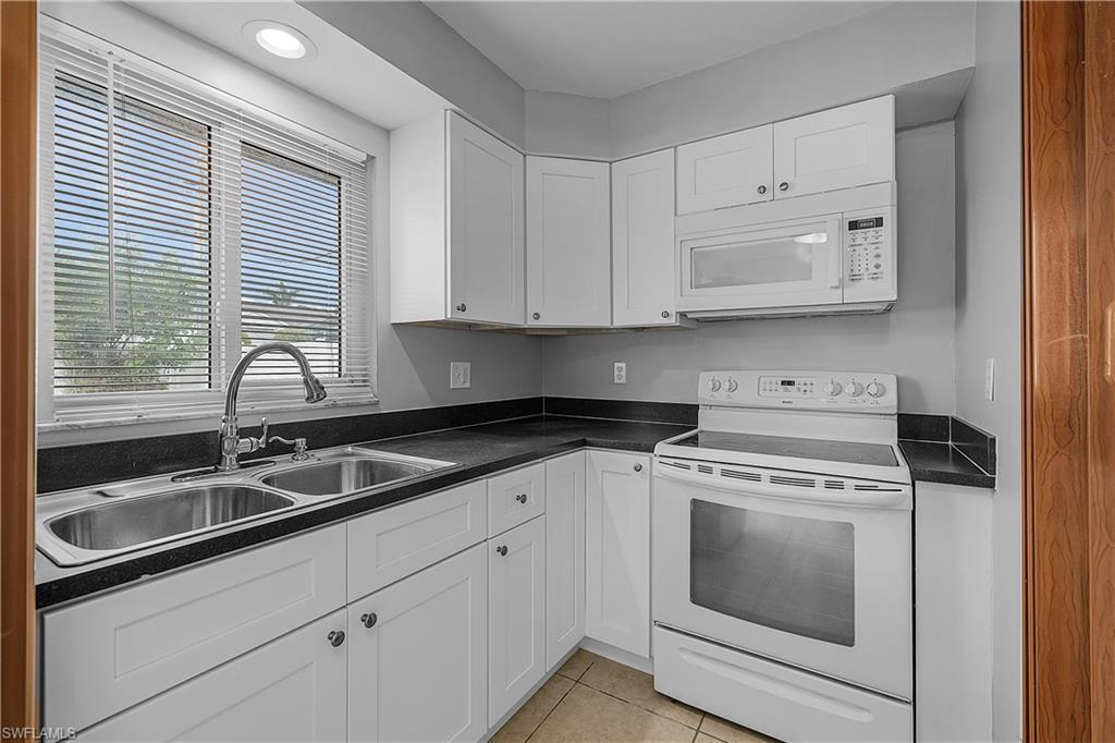 4012/4014 Sw 16th Pl Property Photo 16