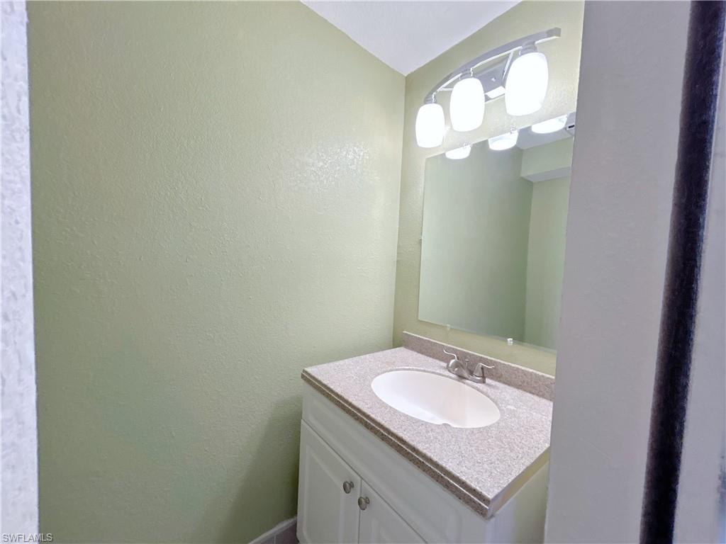 48 W North Shore Ave Property Photo 25