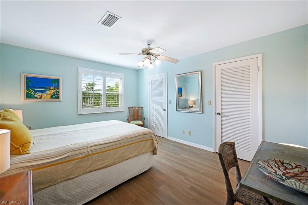 1030 Aqua Ln Property Photo 25