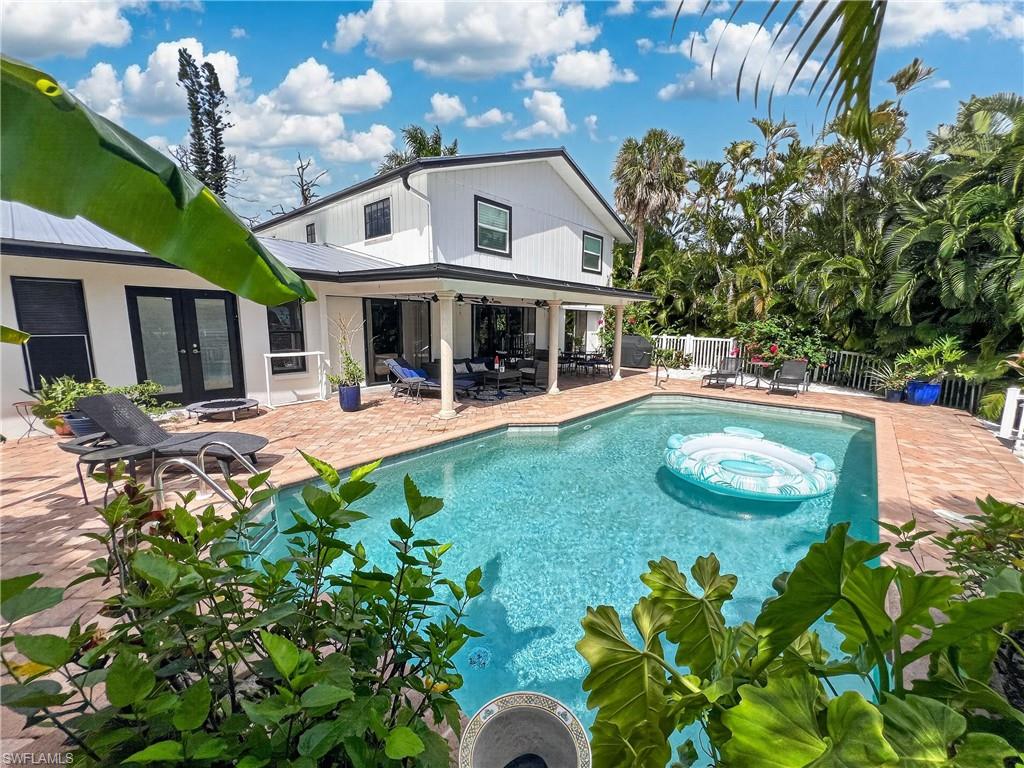 1030 Aqua Ln Property Photo 33