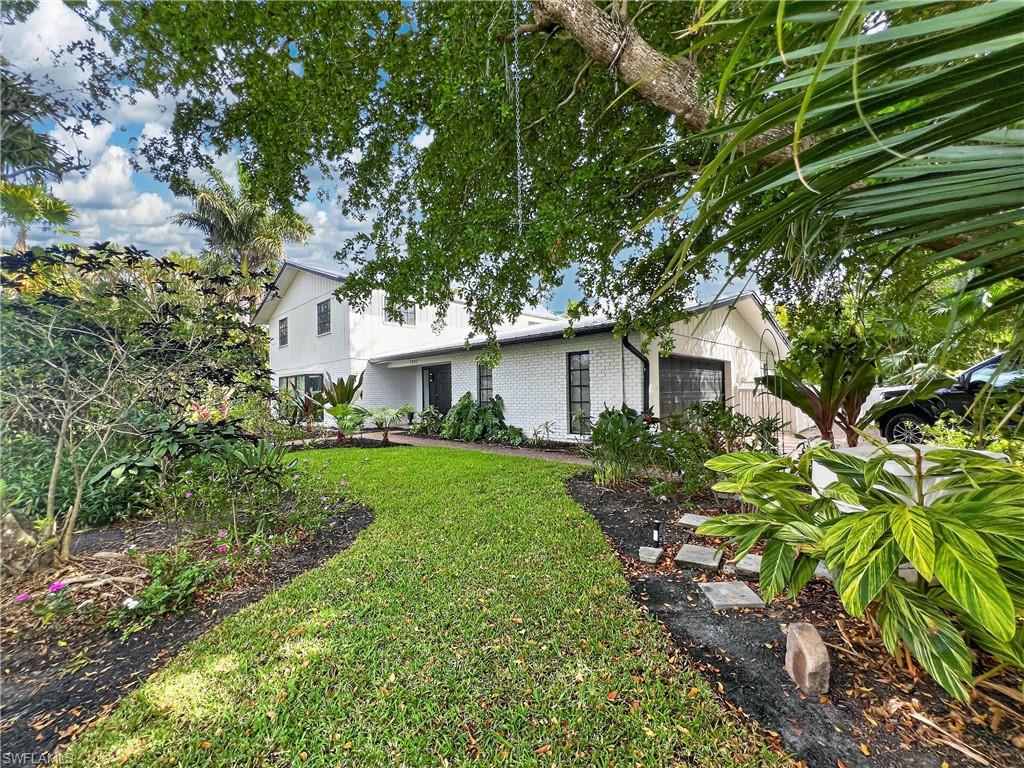 1030 Aqua Ln Property Photo 35