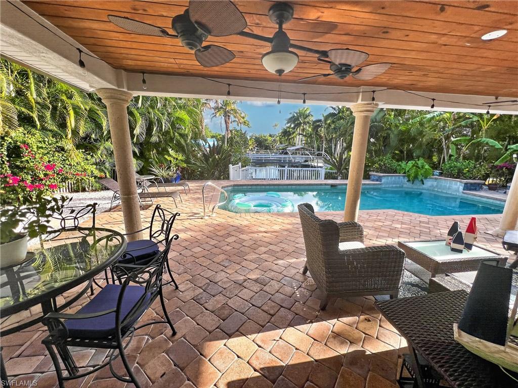1030 Aqua Ln Property Photo 41