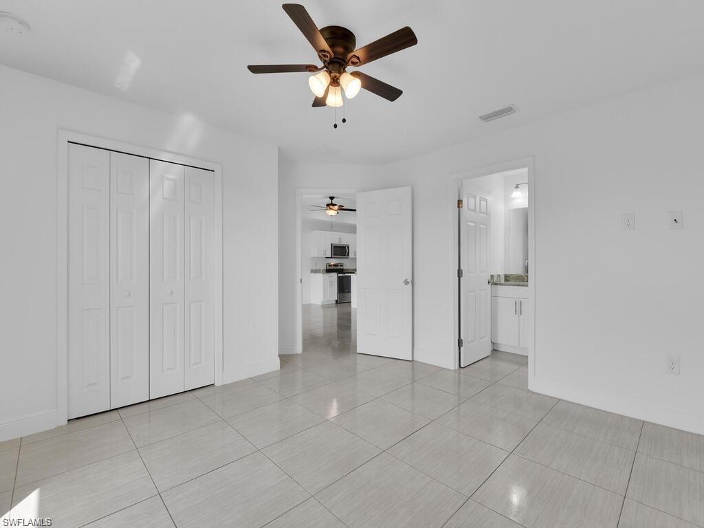 716/718 Harry Ave S Property Photo 10