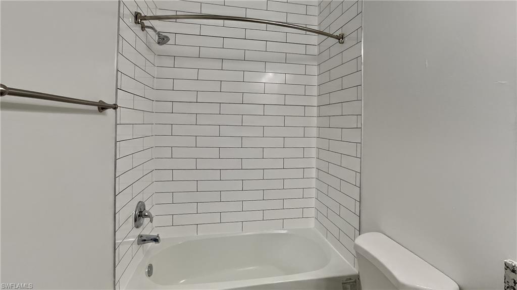 3106-3108 Se Santa Barbara Pl Property Photo 14