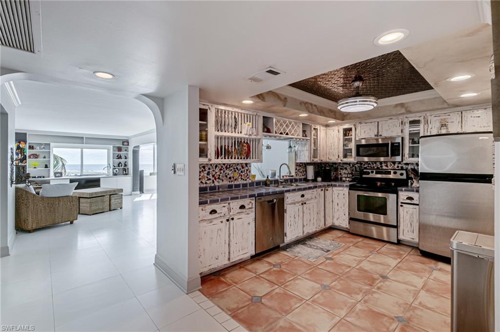 6672 Estero Blvd A511 Property Photo 13