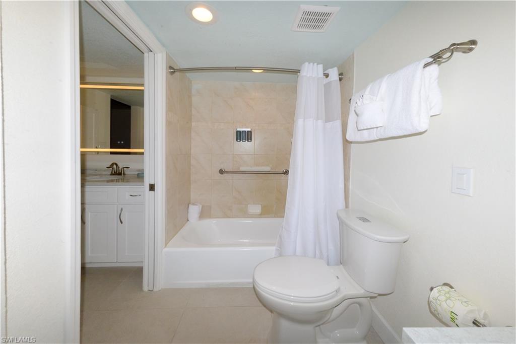 2255 W Gulf Dr 121 Property Photo 15