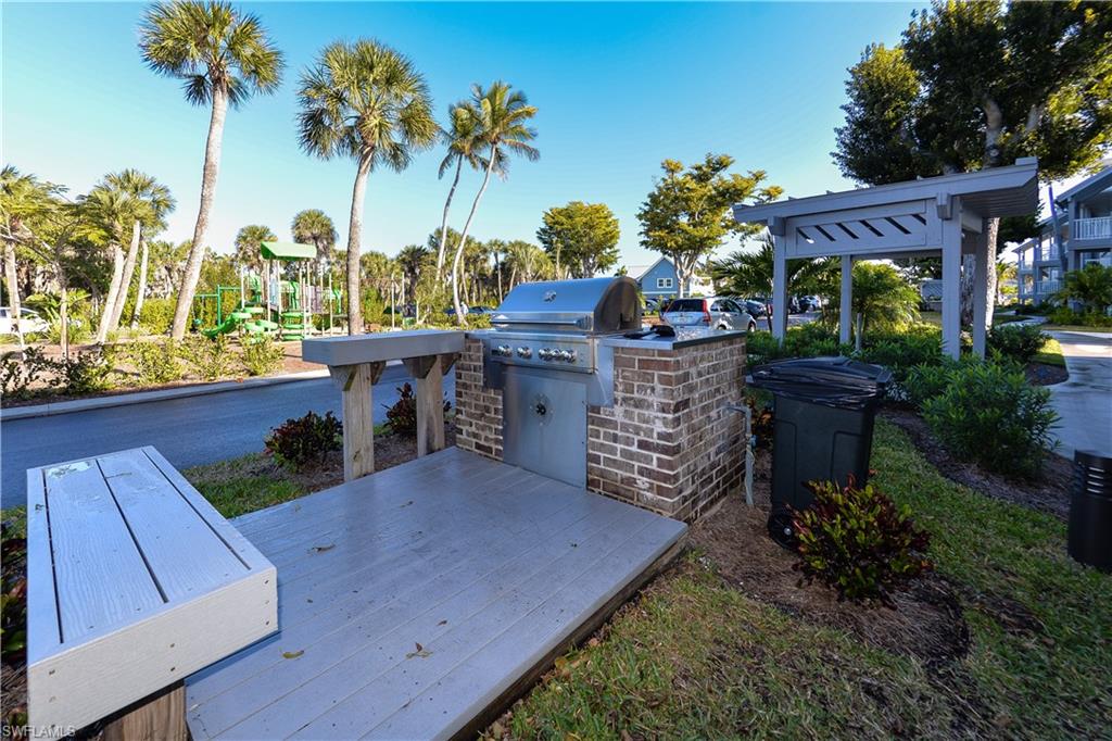 2255 W Gulf Dr 121 Property Photo 19