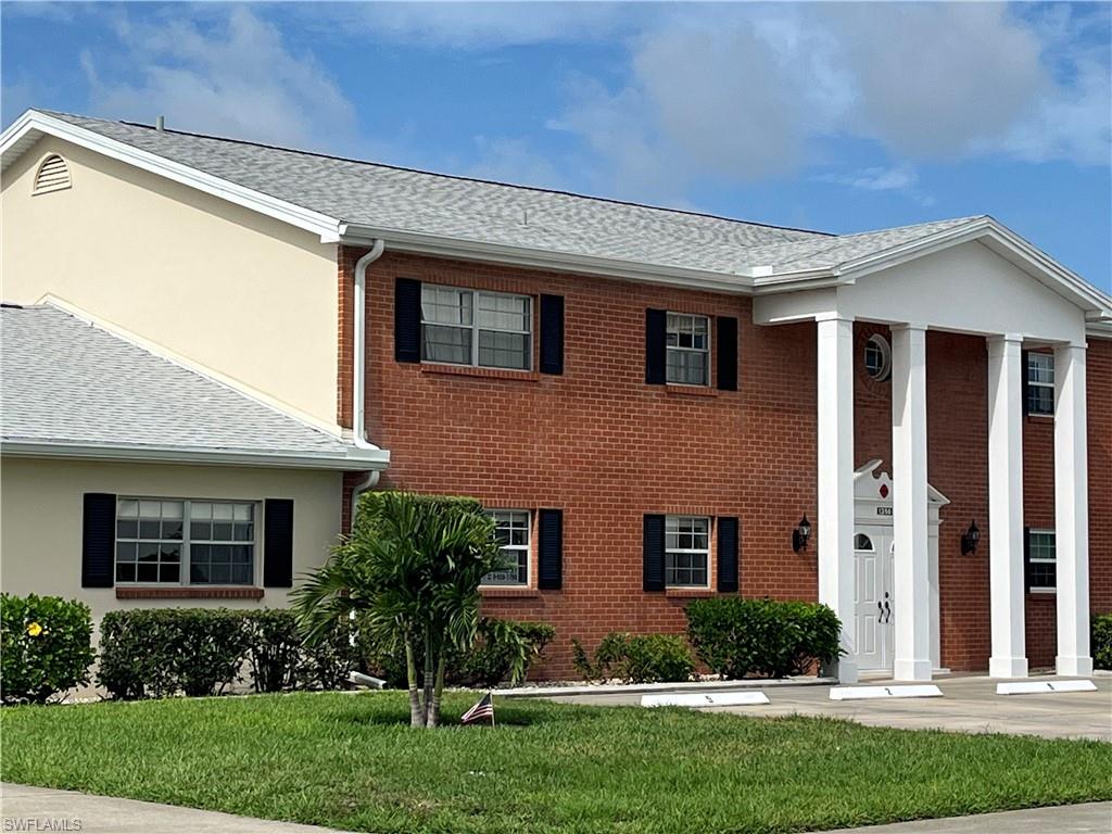 1356 Myerlee Country Club Blvd 2 Property Photo 3