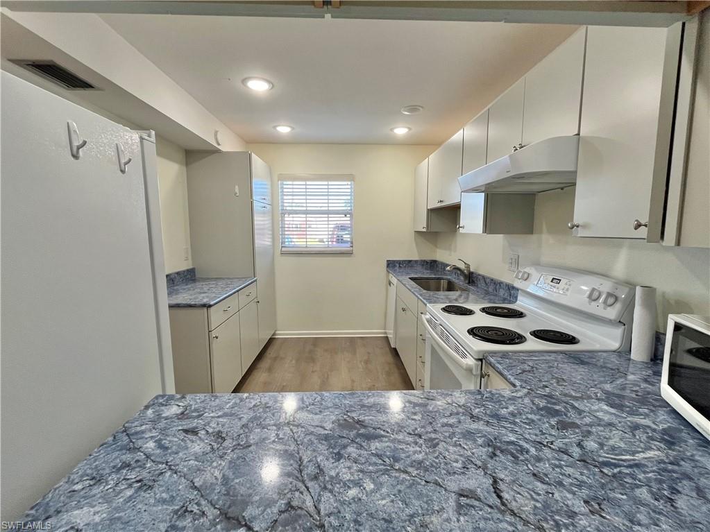 1356 Myerlee Country Club Blvd 2 Property Photo 11