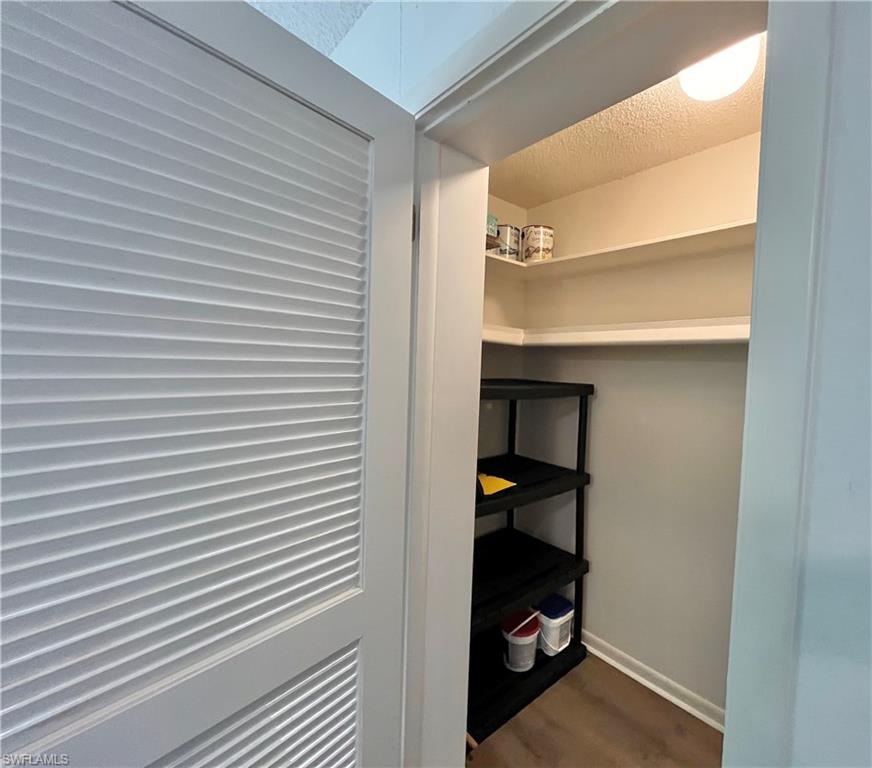 1356 Myerlee Country Club Blvd 2 Property Photo 19