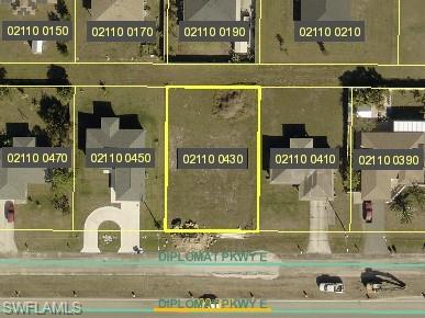925 Diplomat PKWY E Property Photo 1