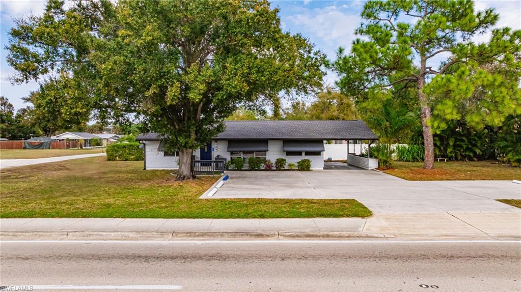 164 Pondella Rd Property Photo 3