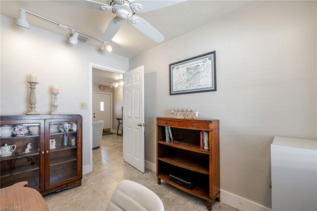 164 Pondella Rd Property Photo 22