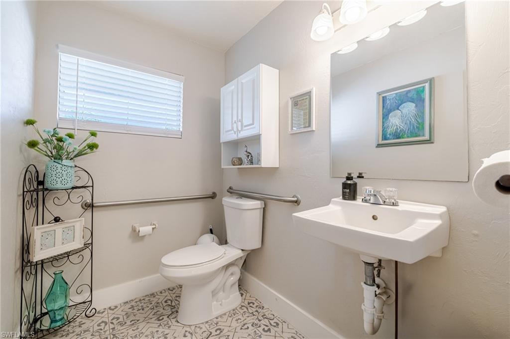 164 Pondella Rd Property Photo 27