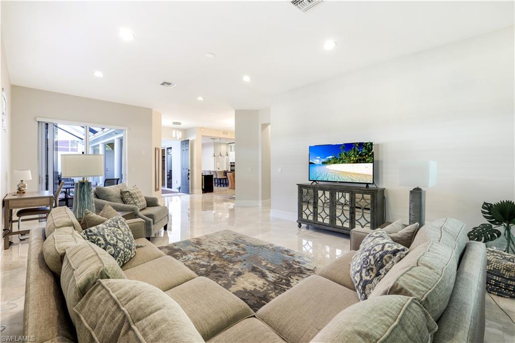 5652 Kensington Loop Property Photo 12