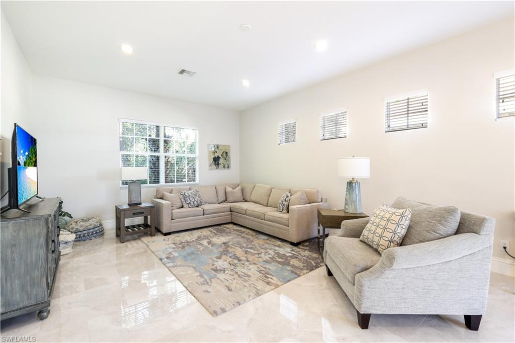 5652 Kensington Loop Property Photo 14