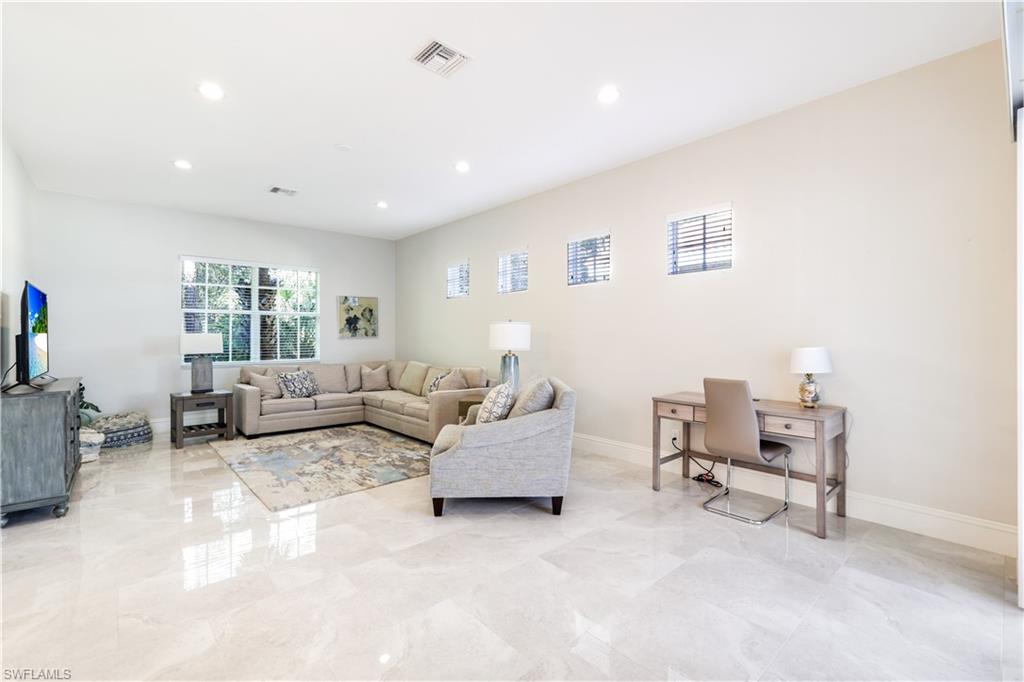 5652 Kensington Loop Property Photo 15