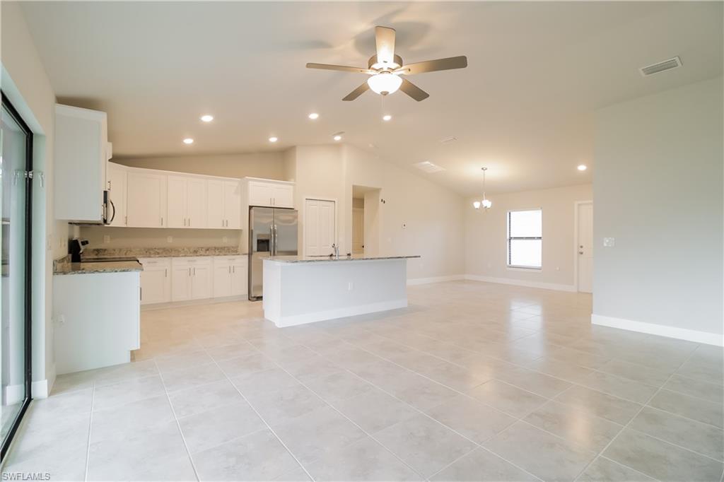 1005 Angelo Ave Property Photo 3