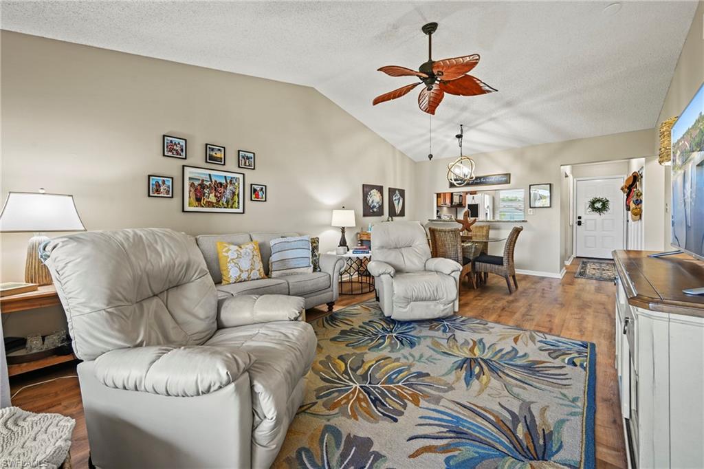 9290 Lake Park Dr 201 Property Photo 9