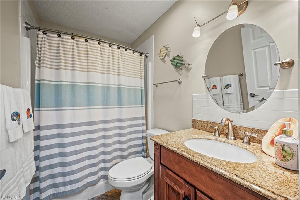 9290 Lake Park Dr 201 Property Photo 16