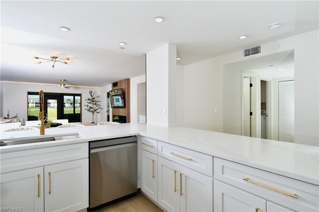 16290 Kelly Cove Dr 254 Property Photo 16