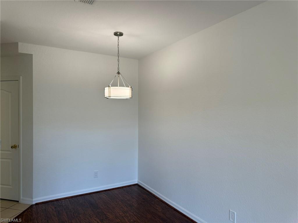 1376 Weeping Willow Ct Property Photo 23