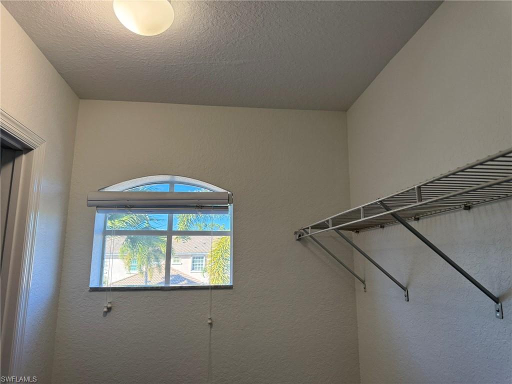 1376 Weeping Willow Ct Property Photo 29