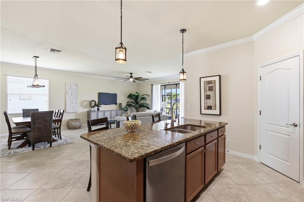 10976 Cherry Laurel Dr Property Photo 9