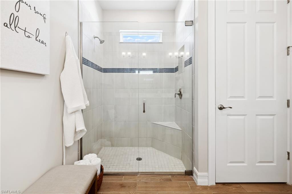 15361 Floresta Ln Property Photo 15