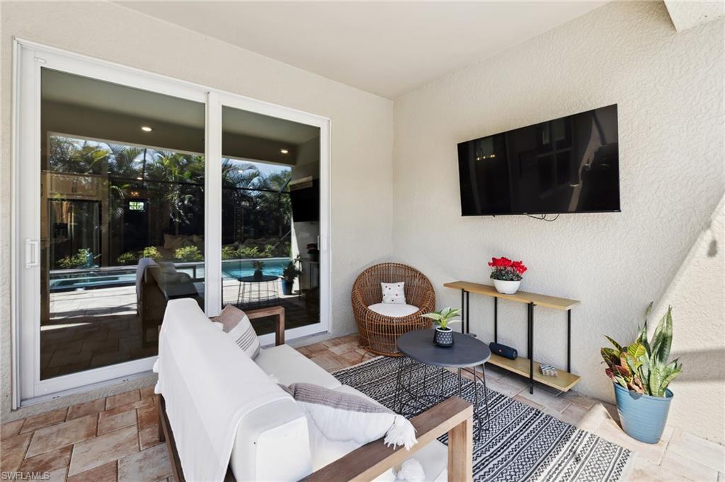 15361 Floresta Ln Property Photo 26