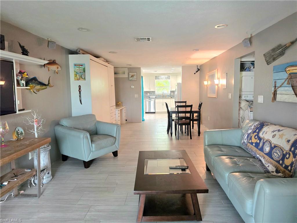 6777 Winkler Rd A 236 Property Photo 10