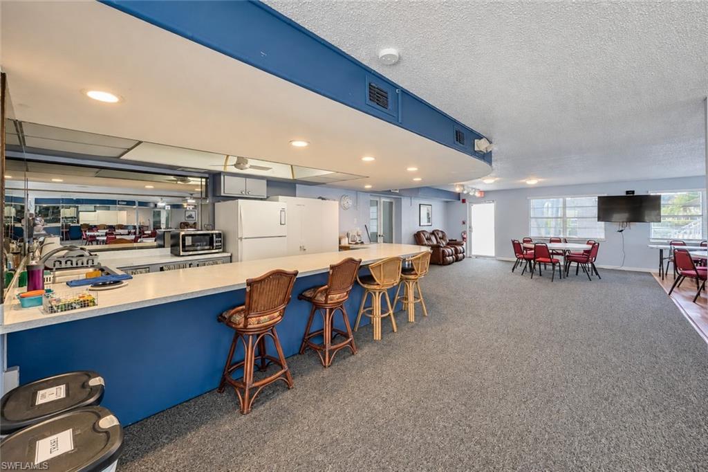 6777 Winkler Rd A 236 Property Photo 42