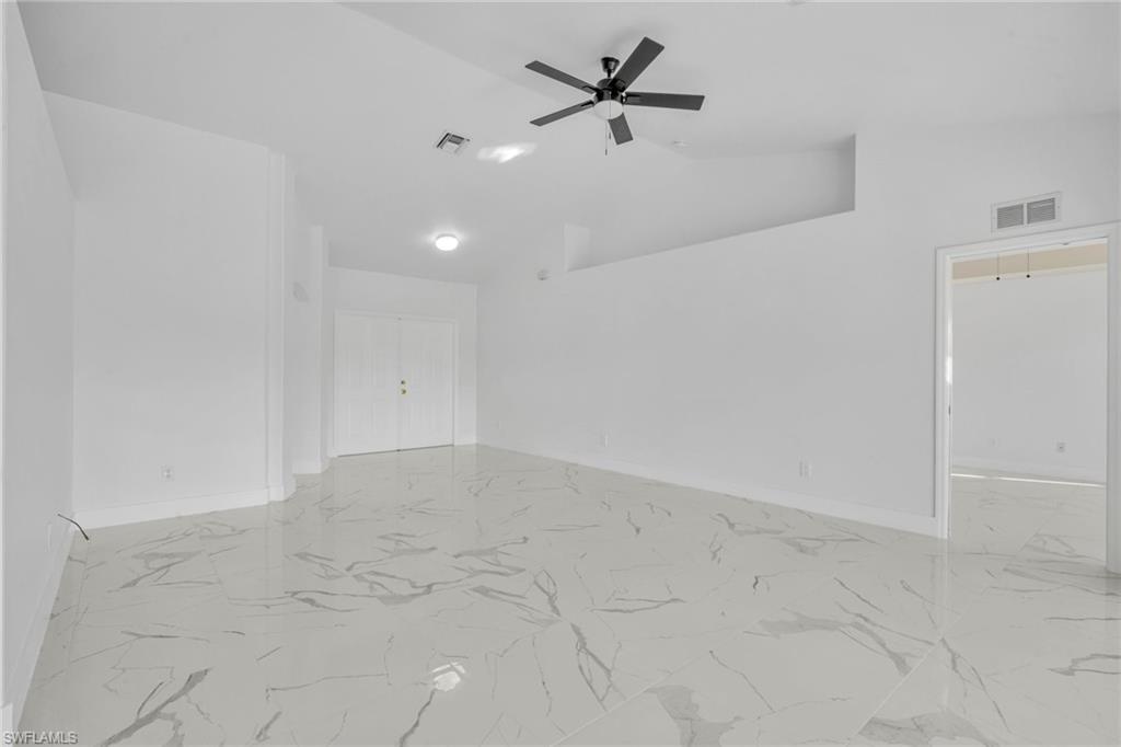 1402 Fred Ave S Property Photo 29
