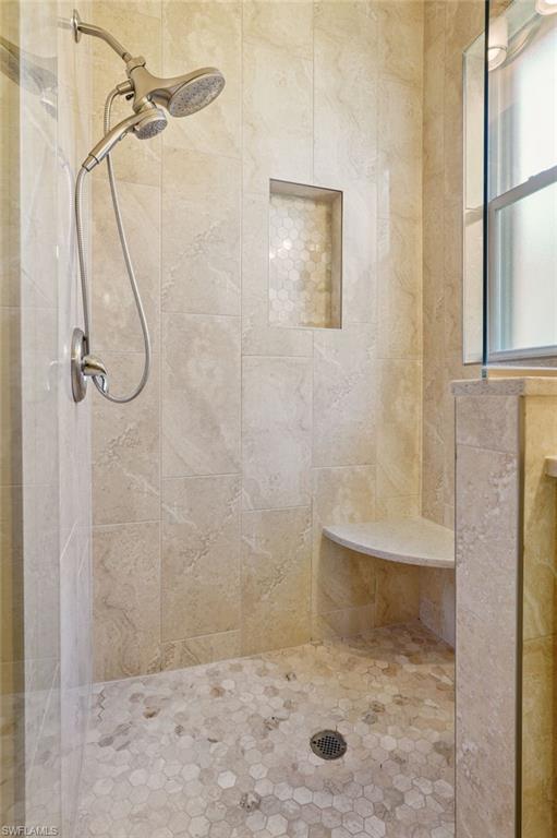 8103 Woodridge Pointe Dr Property Photo 16