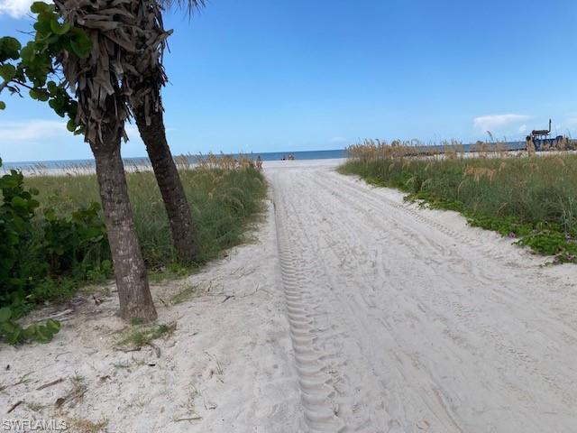 2330-2370 Estero Blvd Property Photo 13