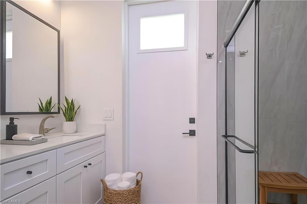 1014 Sw 8th Pl Property Photo 10