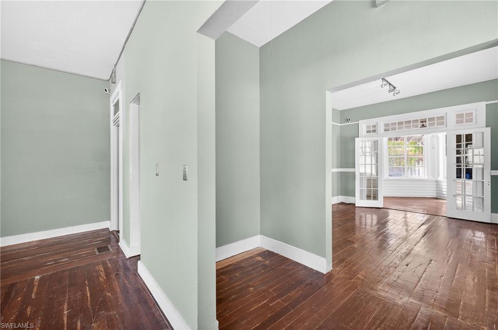 1793 Fowler St Property Photo 15