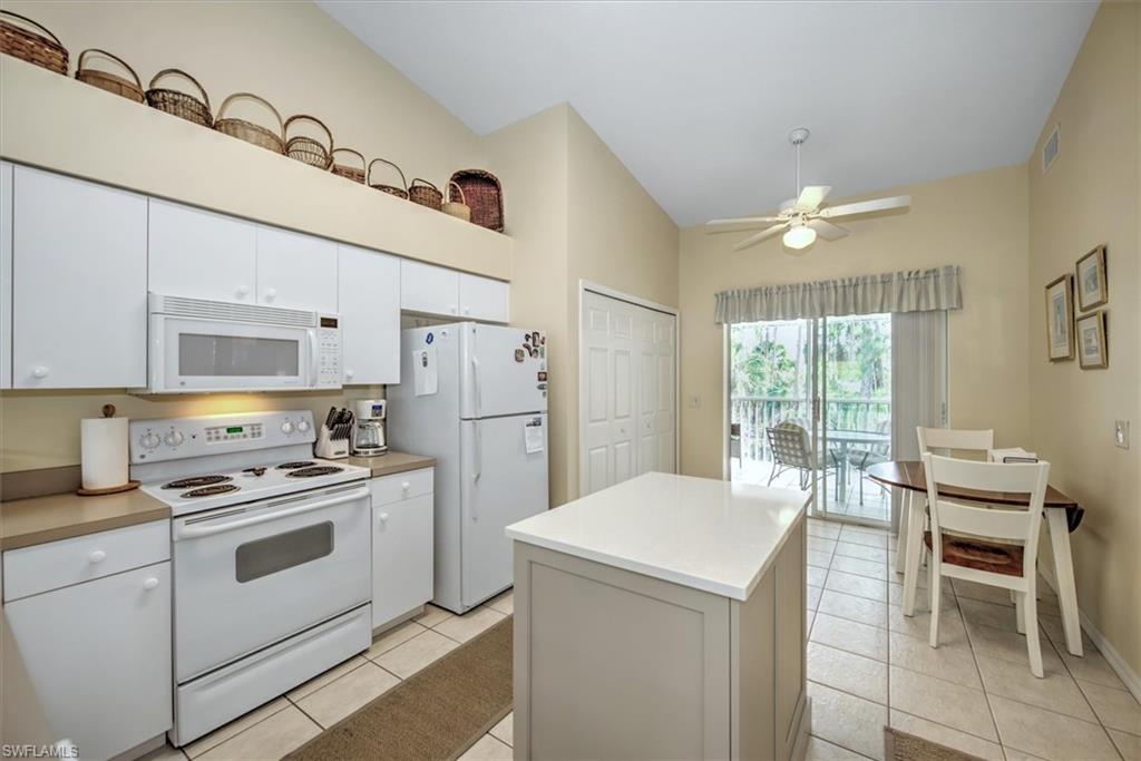 25741 Lake Amelia Way 202 Property Photo 10