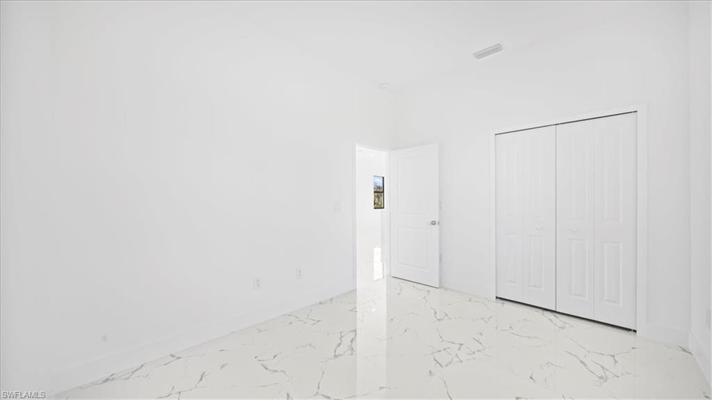 1143 Barfield St E Property Photo 19