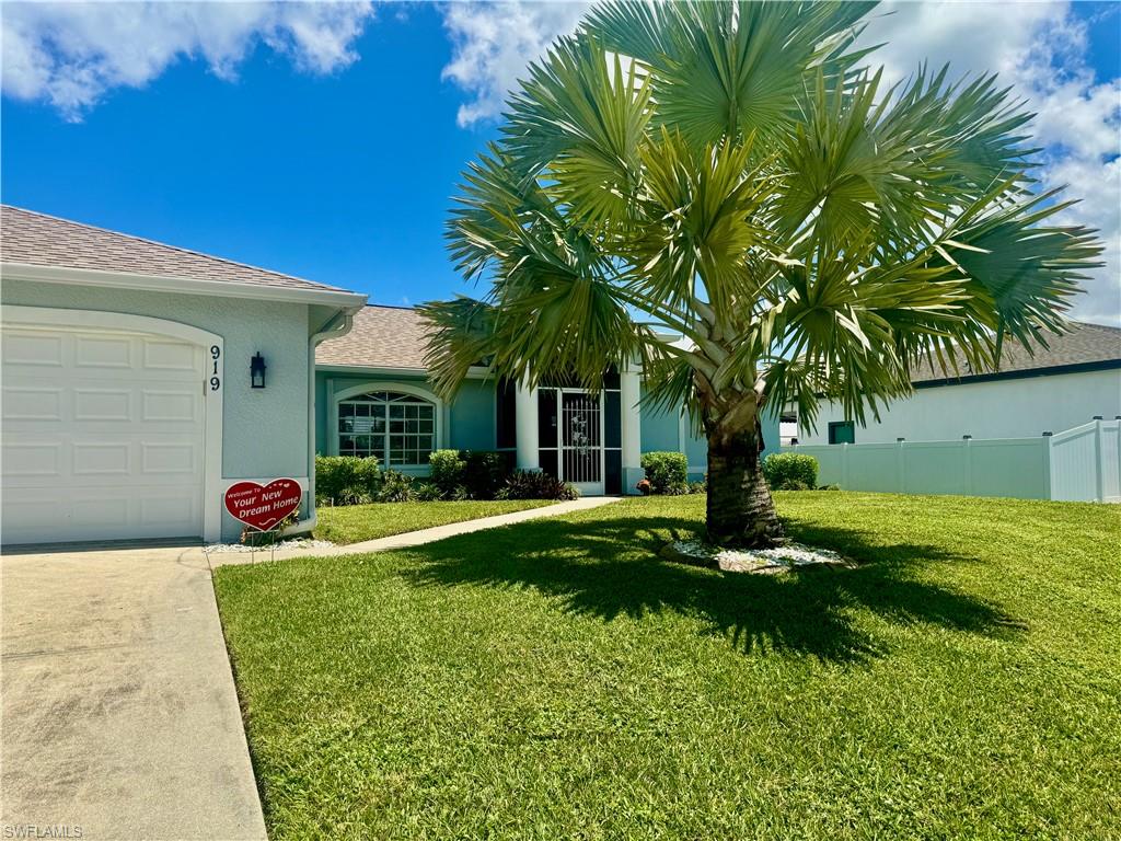 919 Nw 6th Pl Property Photo 3